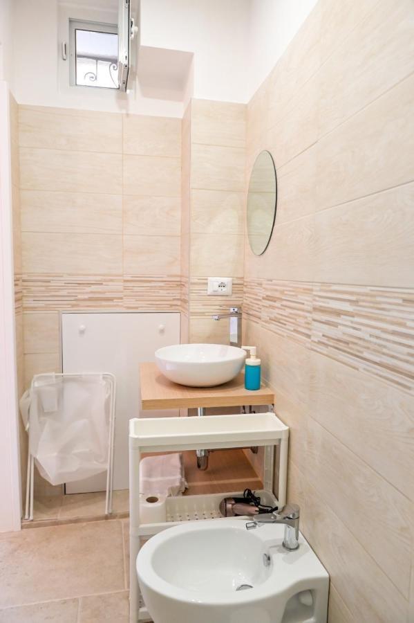 Dimora Lilina Apartman Bari Kültér fotó